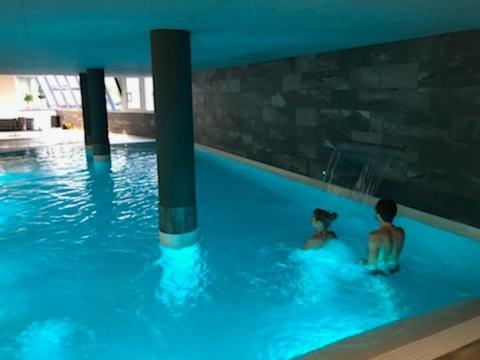 Appartement Prive Dans Residence Balneo Aladin Cauterets Zewnętrze zdjęcie
