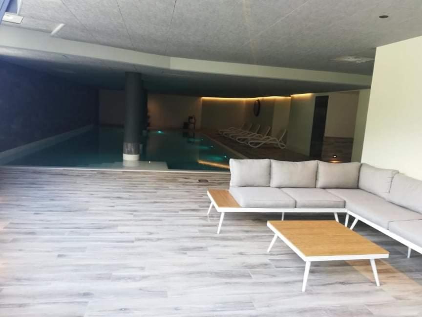 Appartement Prive Dans Residence Balneo Aladin Cauterets Zewnętrze zdjęcie